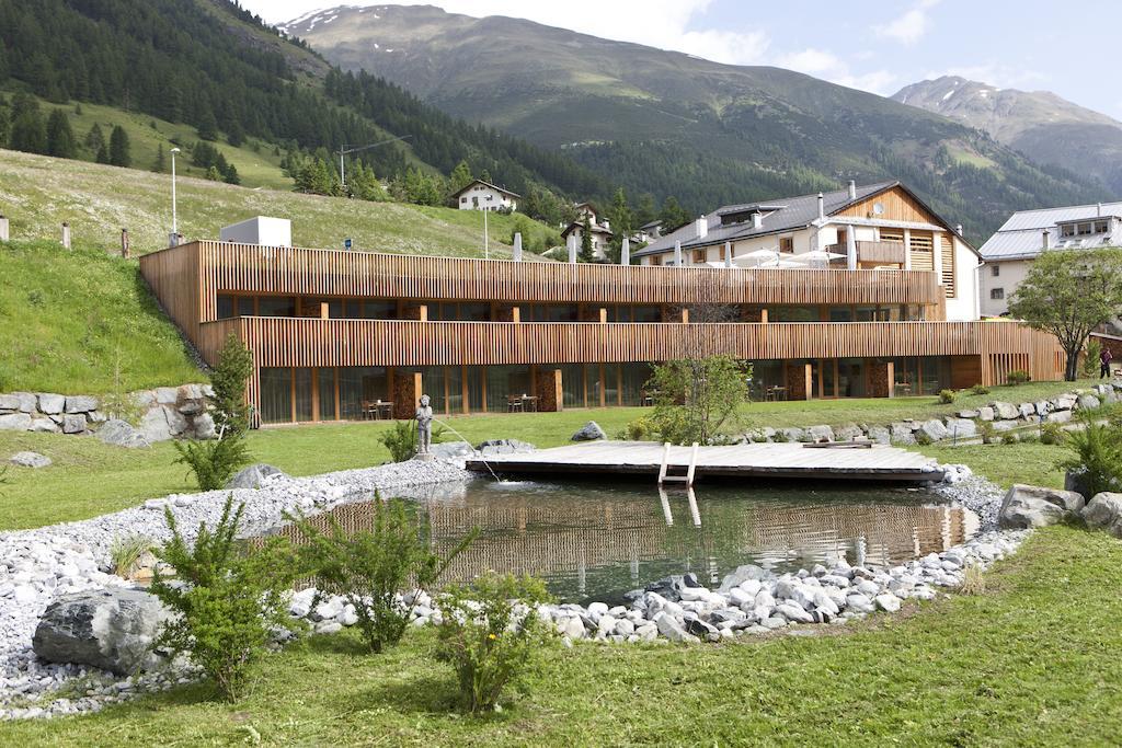 Relais&Châteaux IN LAIN Hotel Cadonau Brail Exterior foto